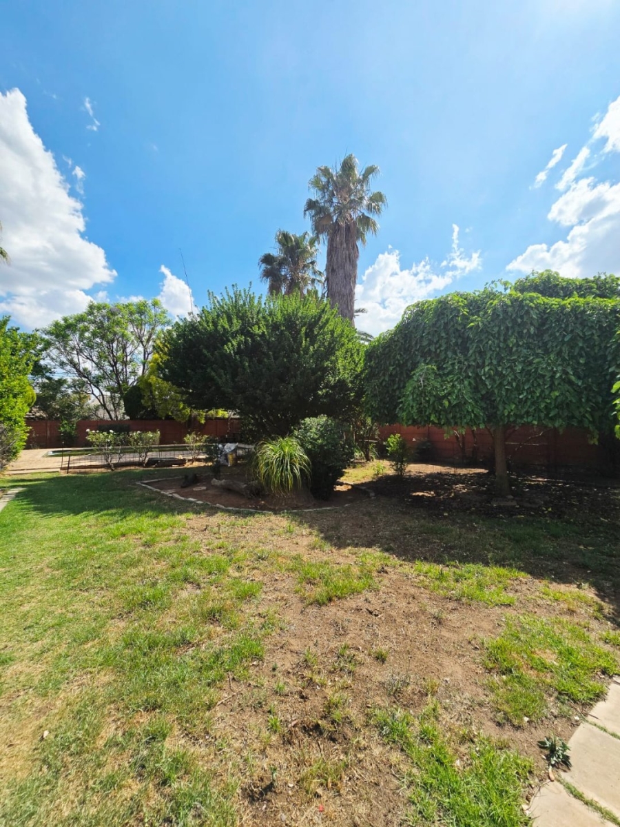 3 Bedroom Property for Sale in Flimieda North West